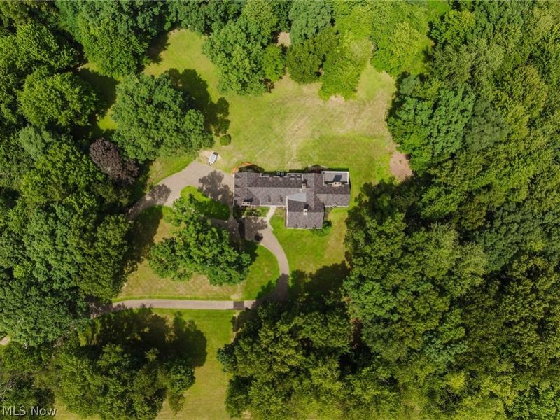 1322 Springhill Lane NE, Massillon, OH 44646 Photo 5