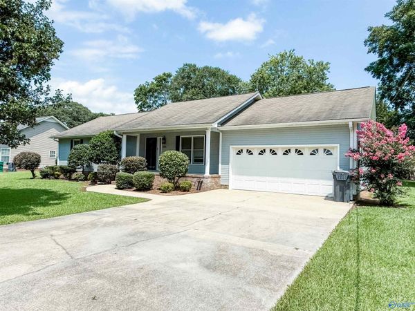 1124 Larry Street, Glencoe, AL 35905