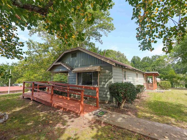735 S 6th Street , Glenwood, AR 71943