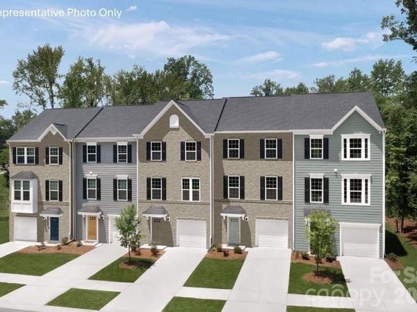 7357 Marino Court , Charlotte, NC 28212