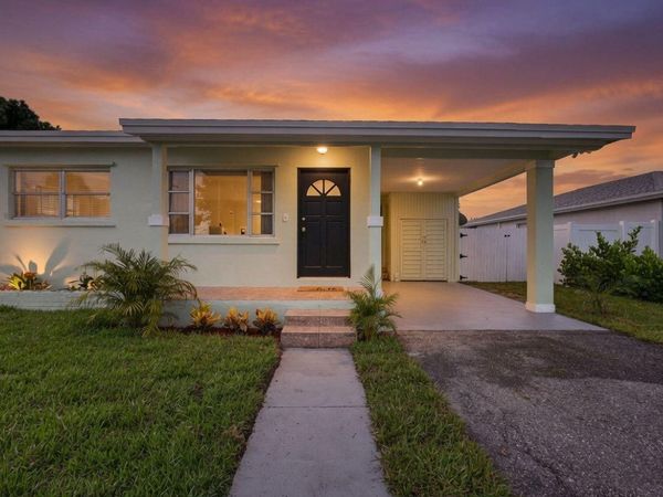 1547 W 10TH Street, Riviera Beach, FL 33404