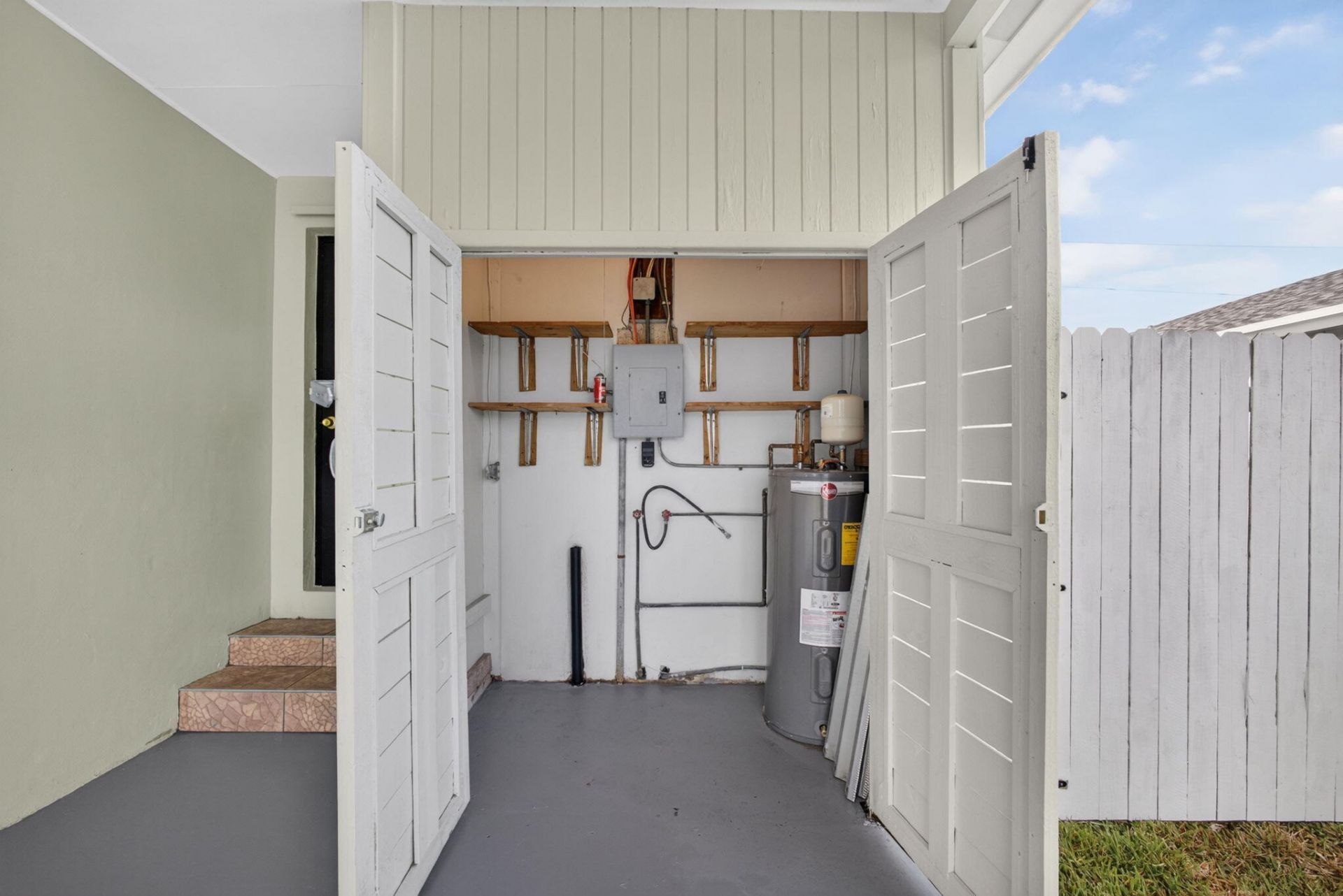 1547 W 10th Street, Riviera Beach, FL 33404 Photo