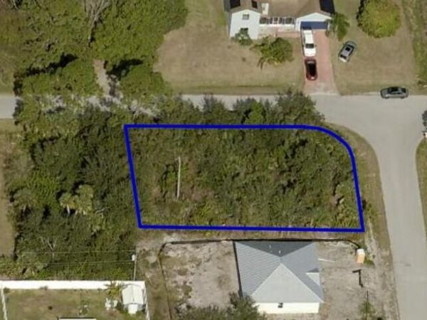 3106 Torrence Avenue SE, Palm Bay, FL 32909