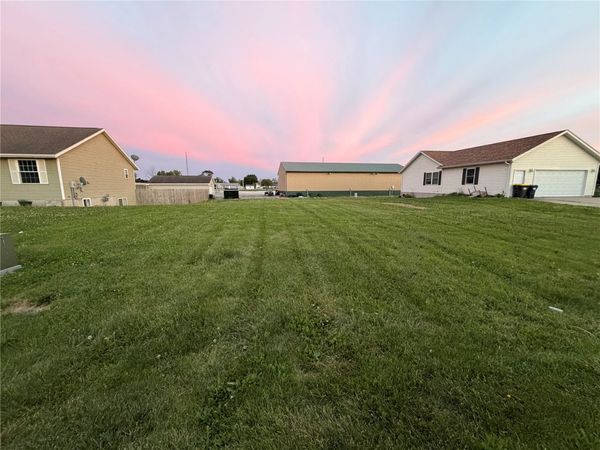 171 Bear Creek Ct , Palo, IA 52324