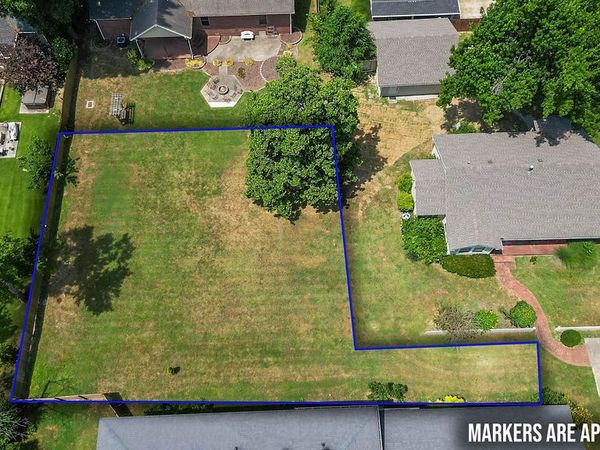 TBD Jefferson , Bentonville, AR 72714