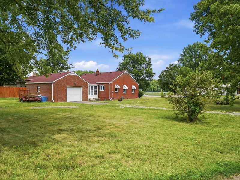 117 Hansbarger Avenue , Baltimore, OH 43105 Photo 40