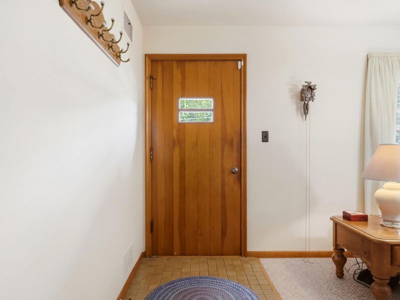 117 Hansbarger Avenue , Baltimore, OH 43105 Photo 6