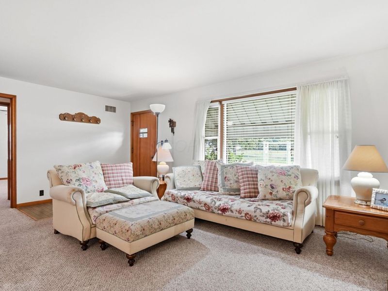 117 Hansbarger Avenue , Baltimore, OH 43105 Photo 7