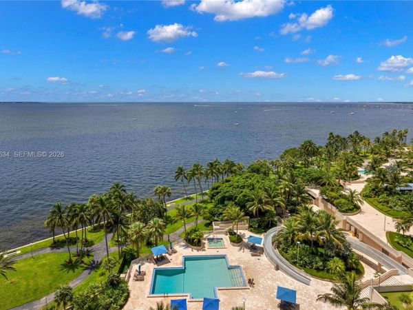 3 Grove Isle Dr , Unit C1402, Miami, FL 33133