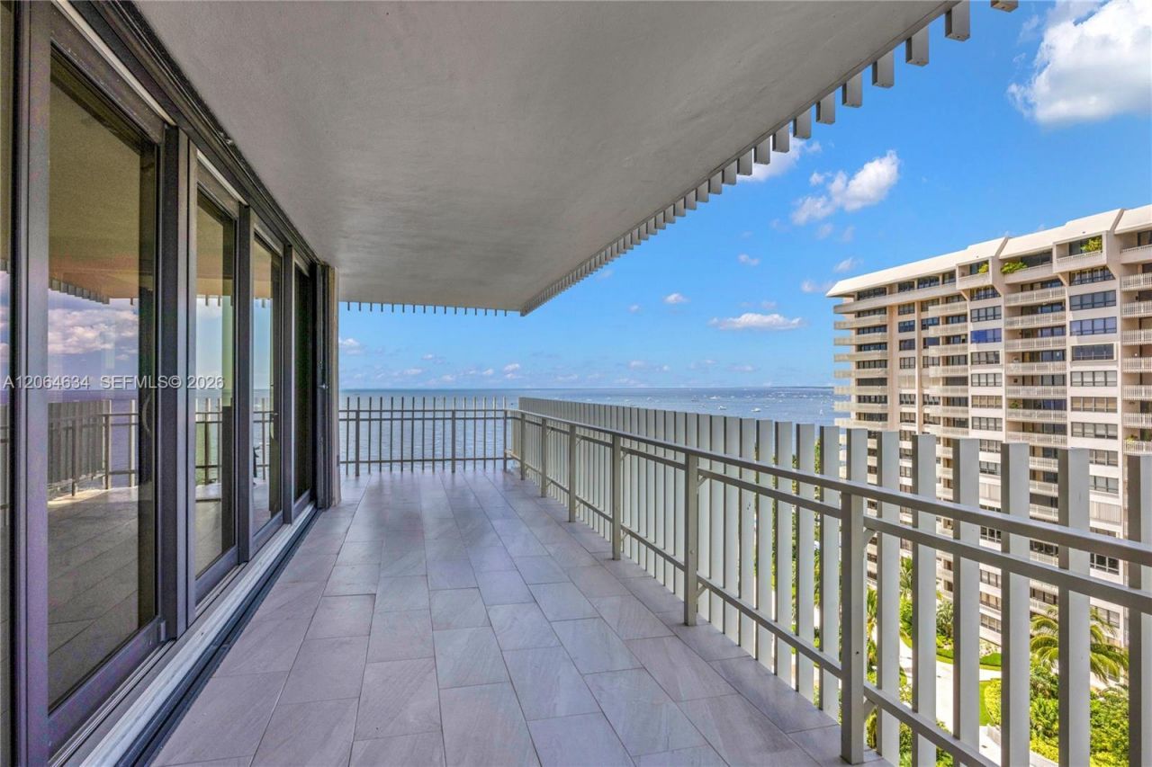 3 Grove Isle Dr , Unit C1402, Miami, FL 33133 Photo