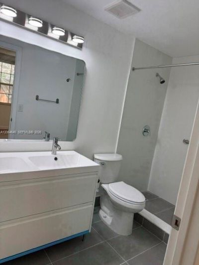 1531 Barcelona Way , Unit 3-30, Weston, FL 33327 Photo