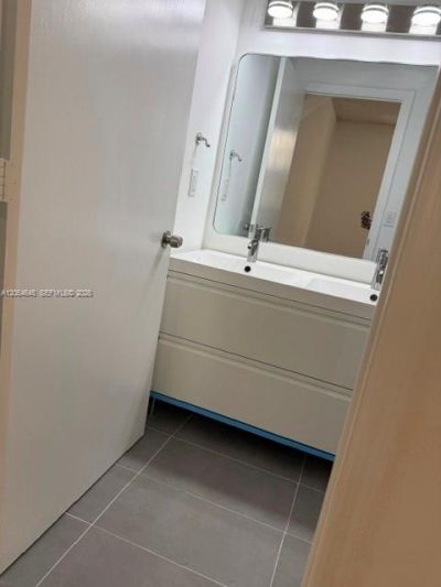 1531 Barcelona Way , Unit 3-30, Weston, FL 33327 Photo
