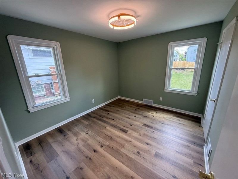8314 Vineyard Avenue , Cleveland, OH 44105 Photo 17