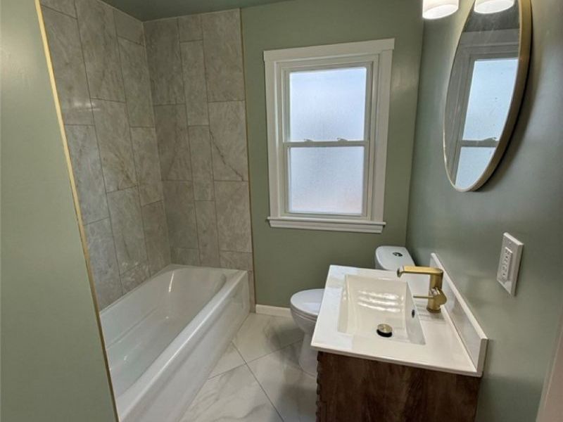 8314 Vineyard Avenue , Cleveland, OH 44105 Photo 19