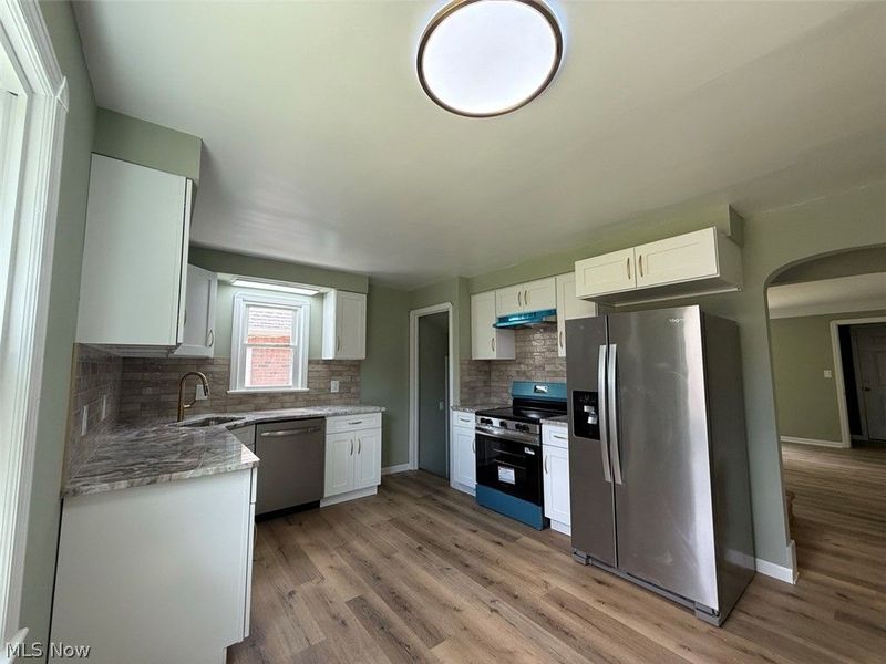 8314 Vineyard Avenue , Cleveland, OH 44105 Photo 24