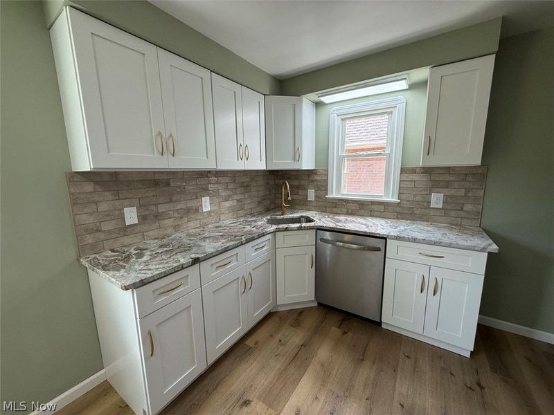 8314 Vineyard Avenue , Cleveland, OH 44105 Photo 25