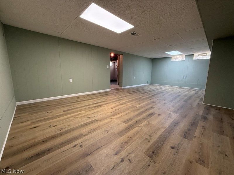 8314 Vineyard Avenue , Cleveland, OH 44105 Photo 36
