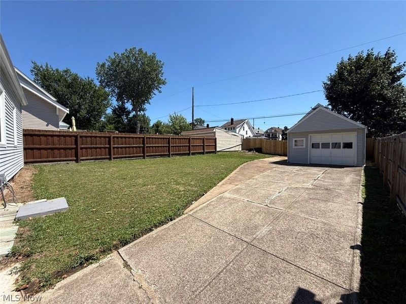 8314 Vineyard Avenue , Cleveland, OH 44105 Photo 4