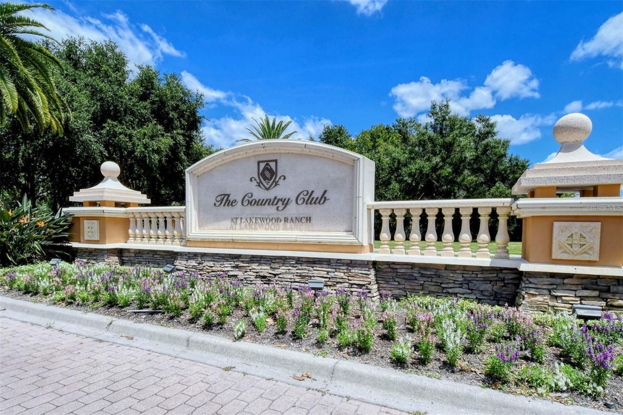 7163 Sandhills Place, Lakewood Ranch, FL 34202 Photo