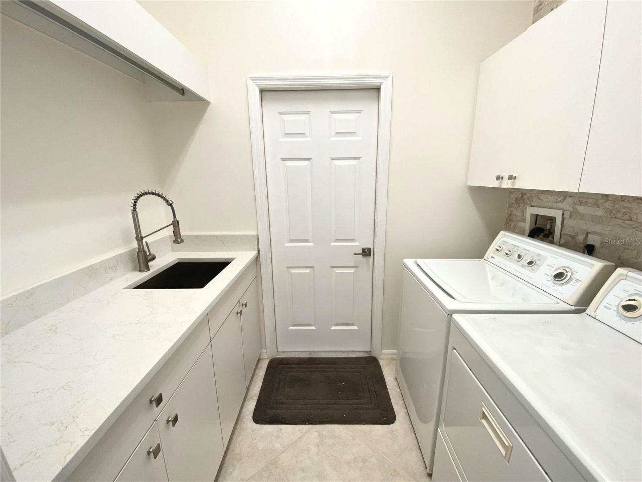 7468 Roxye Lane , Sarasota, FL 34240 Photo