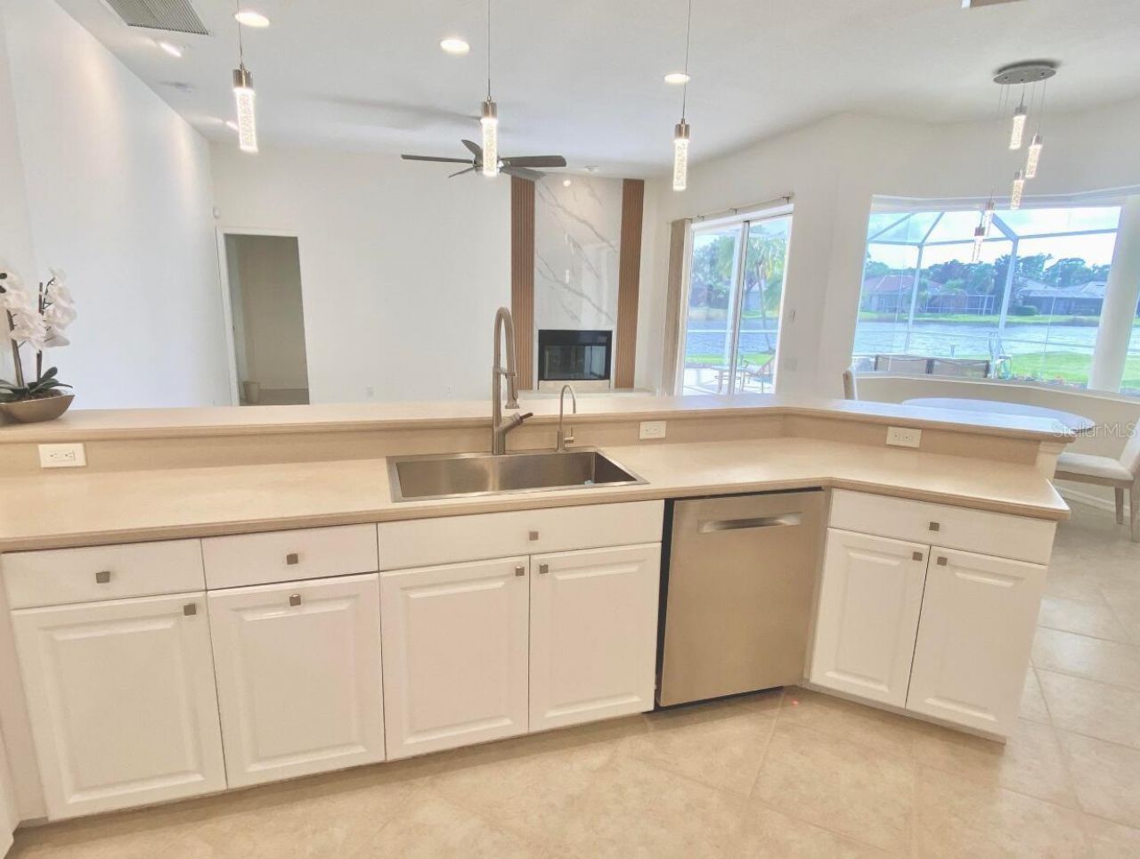 7468 Roxye Lane , Sarasota, FL 34240 Photo