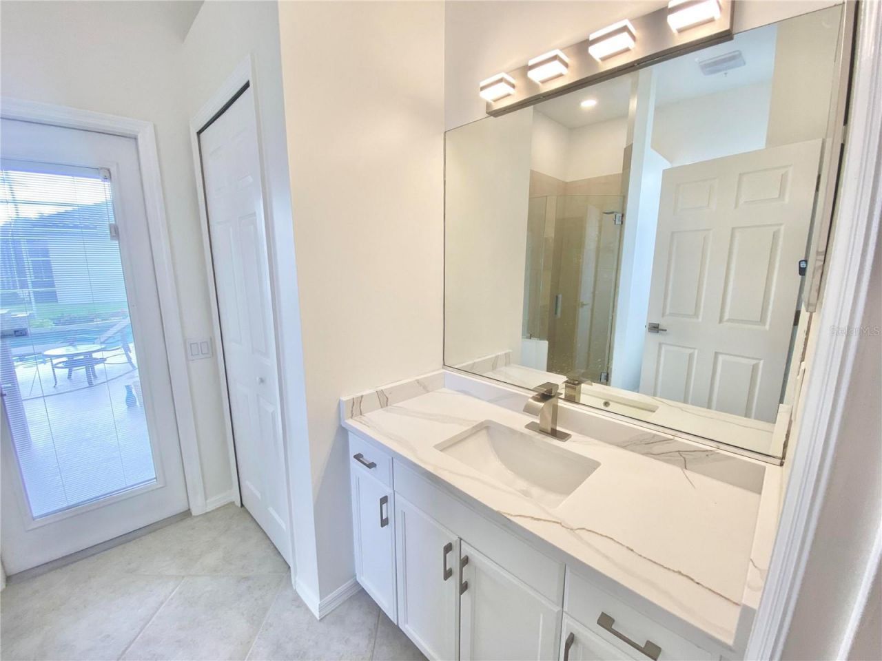 7468 Roxye Lane , Sarasota, FL 34240 Photo