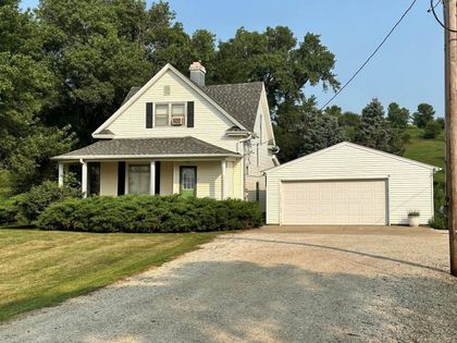 1987 GLEN ELLEN RD Sergeant Bluff, IA 51054