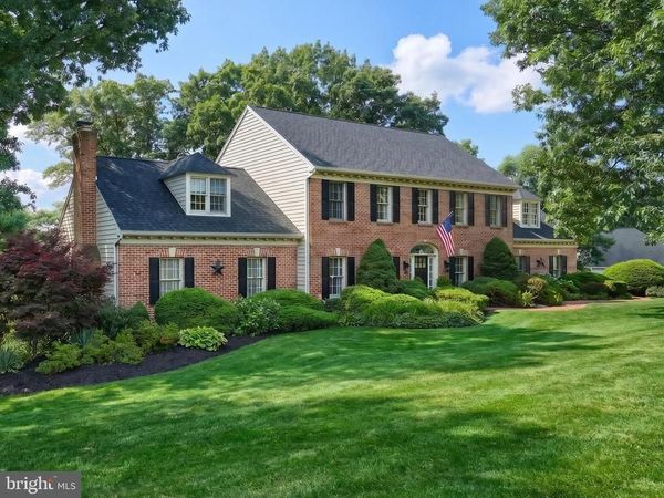 2247 SPANGLER CIRCLE, YORK, PA 17406
