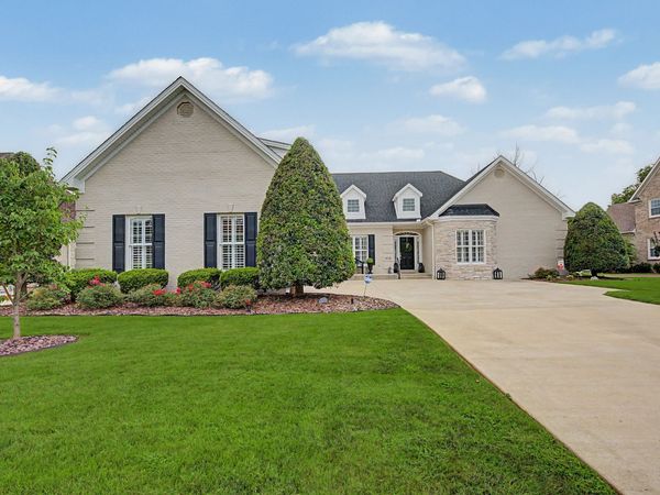 512 Fairway St, Bowling Green, KY 42103