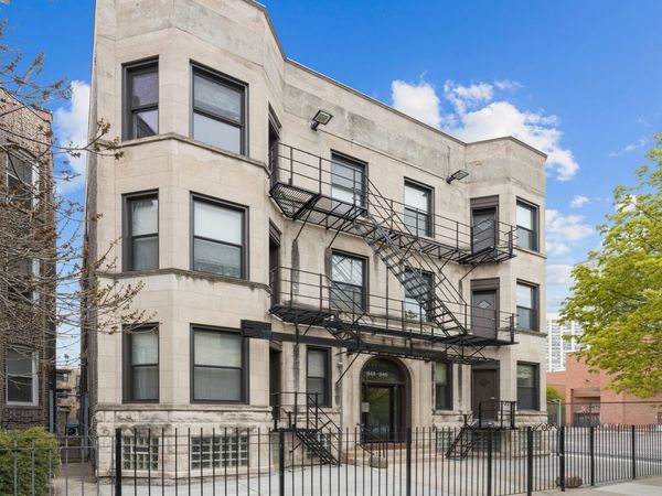 848 W Sheridan Road, Unit 3F, Chicago, IL 60613