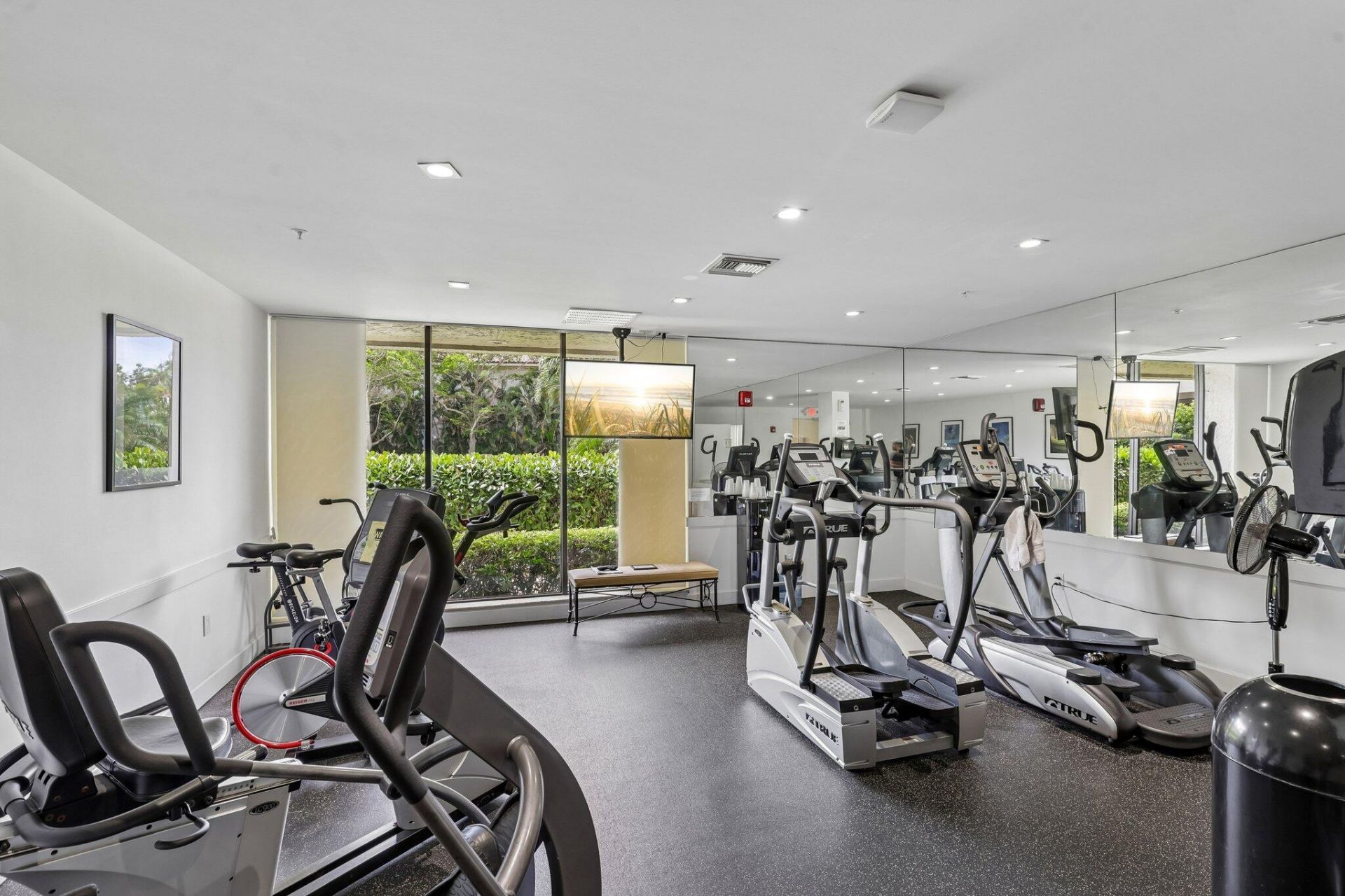 3912 S Ocean Boulevard, Unit 704, Highland Beach, FL 33487 Photo