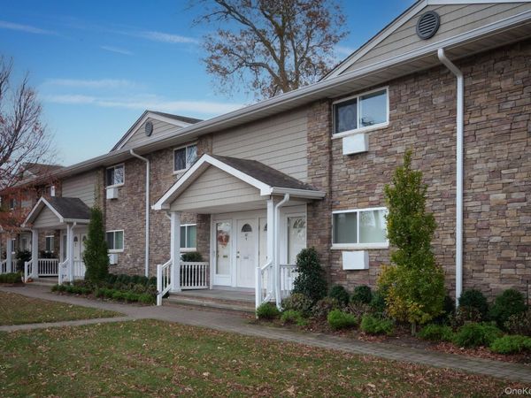 12 Friendly Court , Unit FC12, Babylon, NY 11704