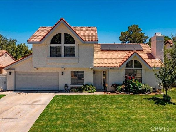 42502 52nd W, Quartz Hill, CA 93536