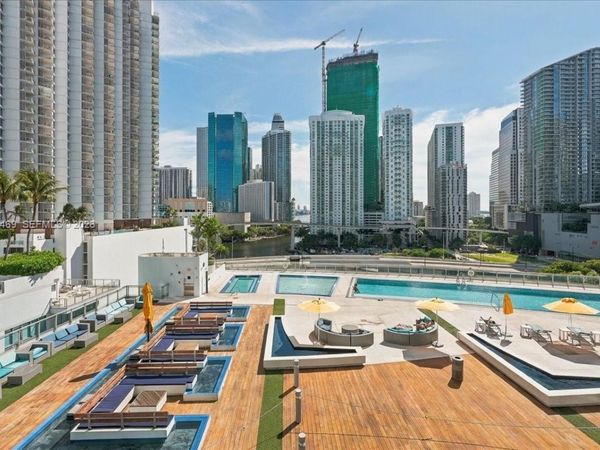 92 SW 3rd St, Unit 1210, Miami, FL 33130