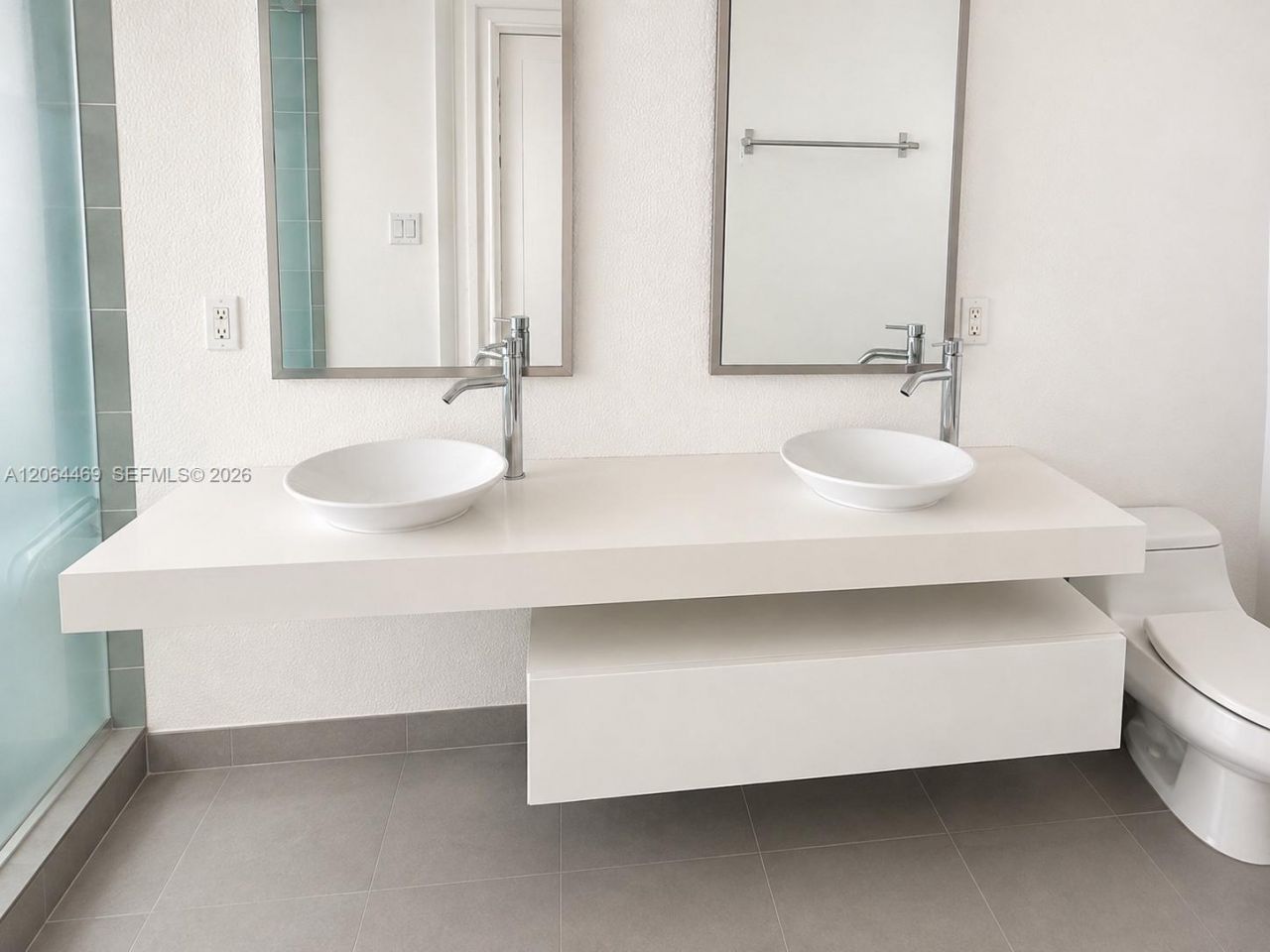 92 SW 3rd St , Unit 1210, Miami, FL 33130 Photo