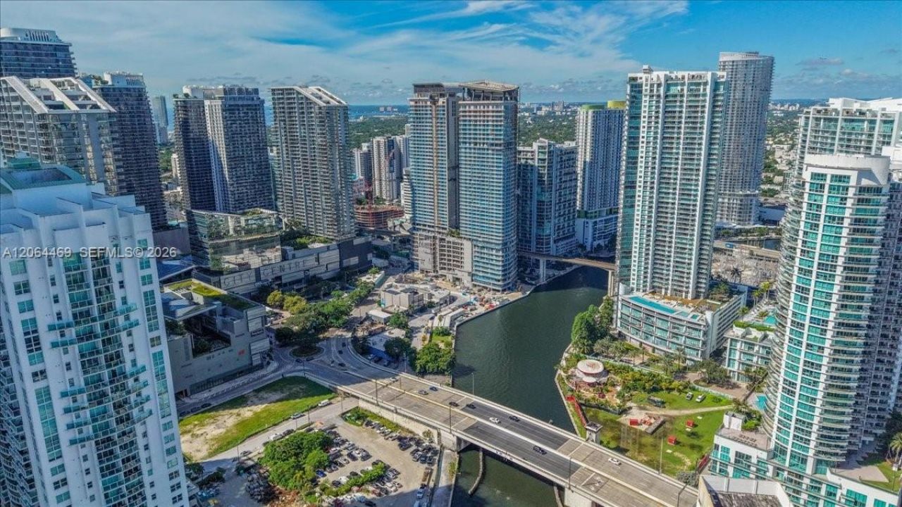 92 SW 3rd St, Unit 1210, Miami, FL 33130 Photo