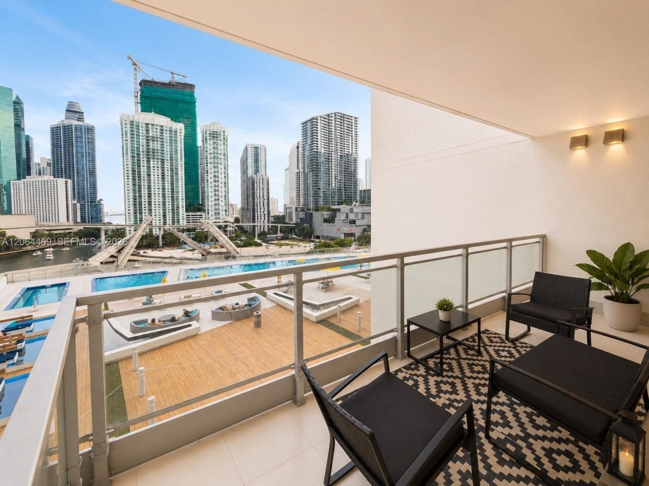 92 SW 3rd St , Unit 1210, Miami, FL 33130 Photo