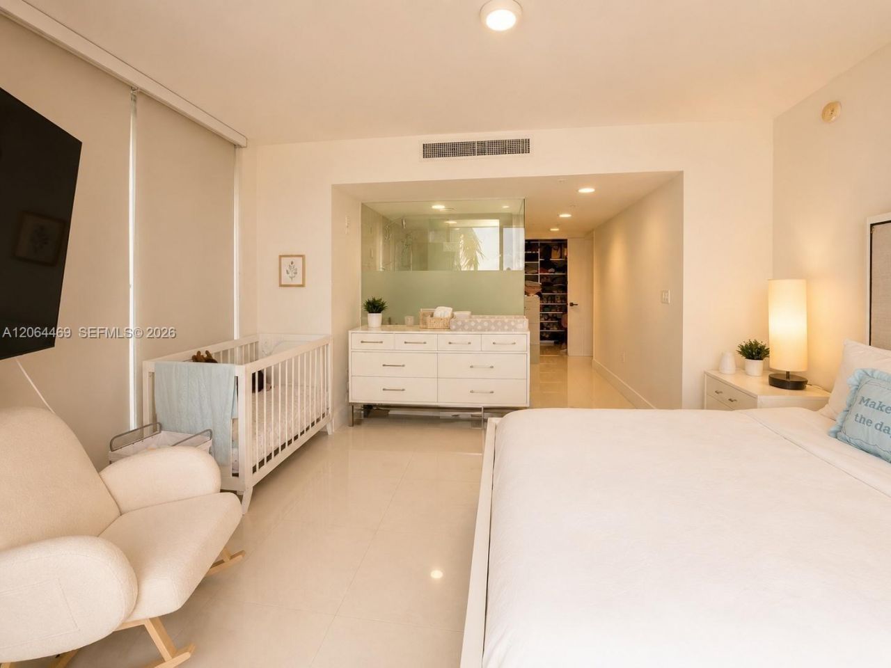 92 SW 3rd St , Unit 1210, Miami, FL 33130 Photo
