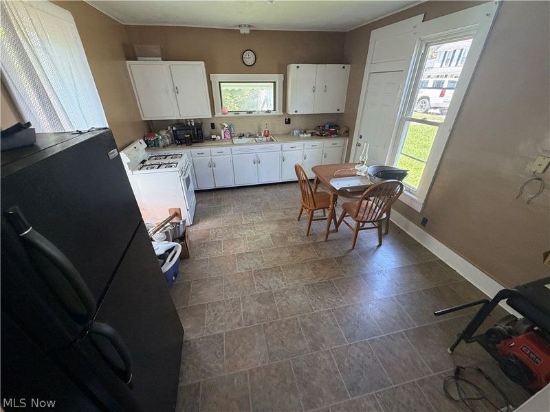 317 W Cross Street , Summerfield, OH 43788 Photo 13