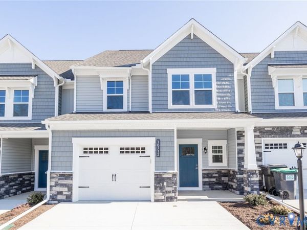 18788 Palisades Cove Trail , Moseley, VA 23120