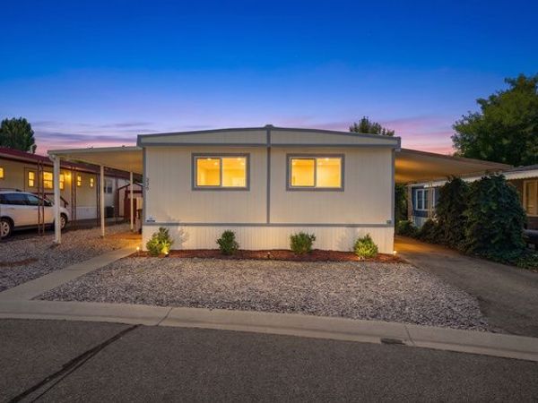 246 GUENEVERE ST , Unit 81, North Salt Lake, UT 84054