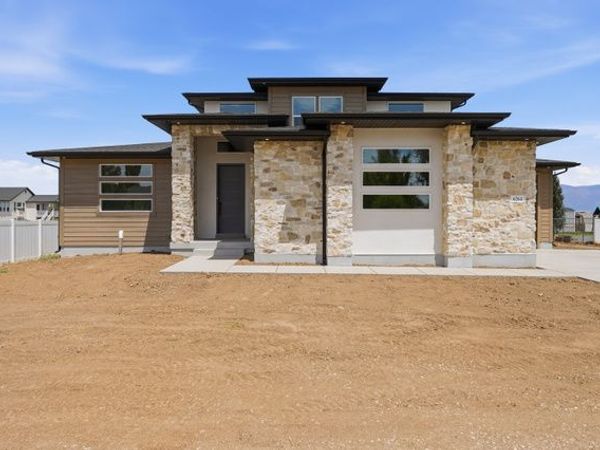 6264 W 4600 S, Unit 4, Hooper, UT 84315