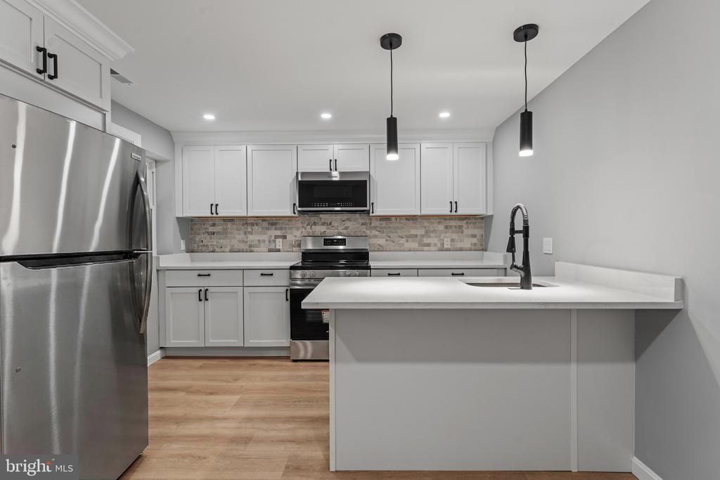 2507 Riggs Avenue, Baltimore, MD 21216 Main Photo