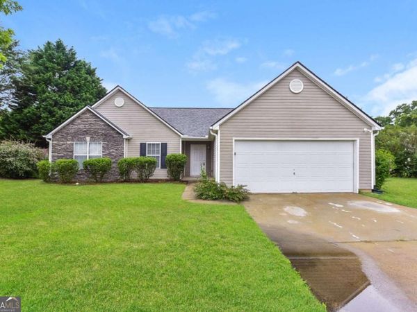 1525 Julianna Drive, Loganville, GA 30052