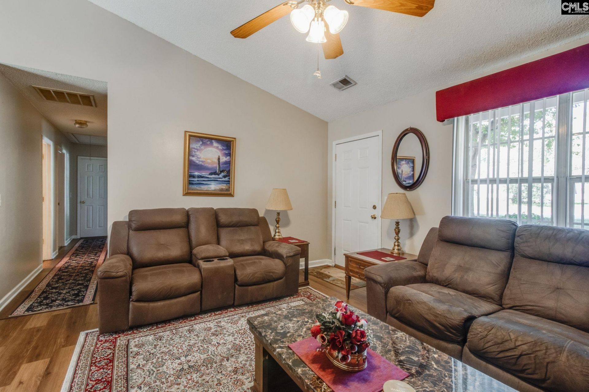 8 Brentwood Drive  Photo 6