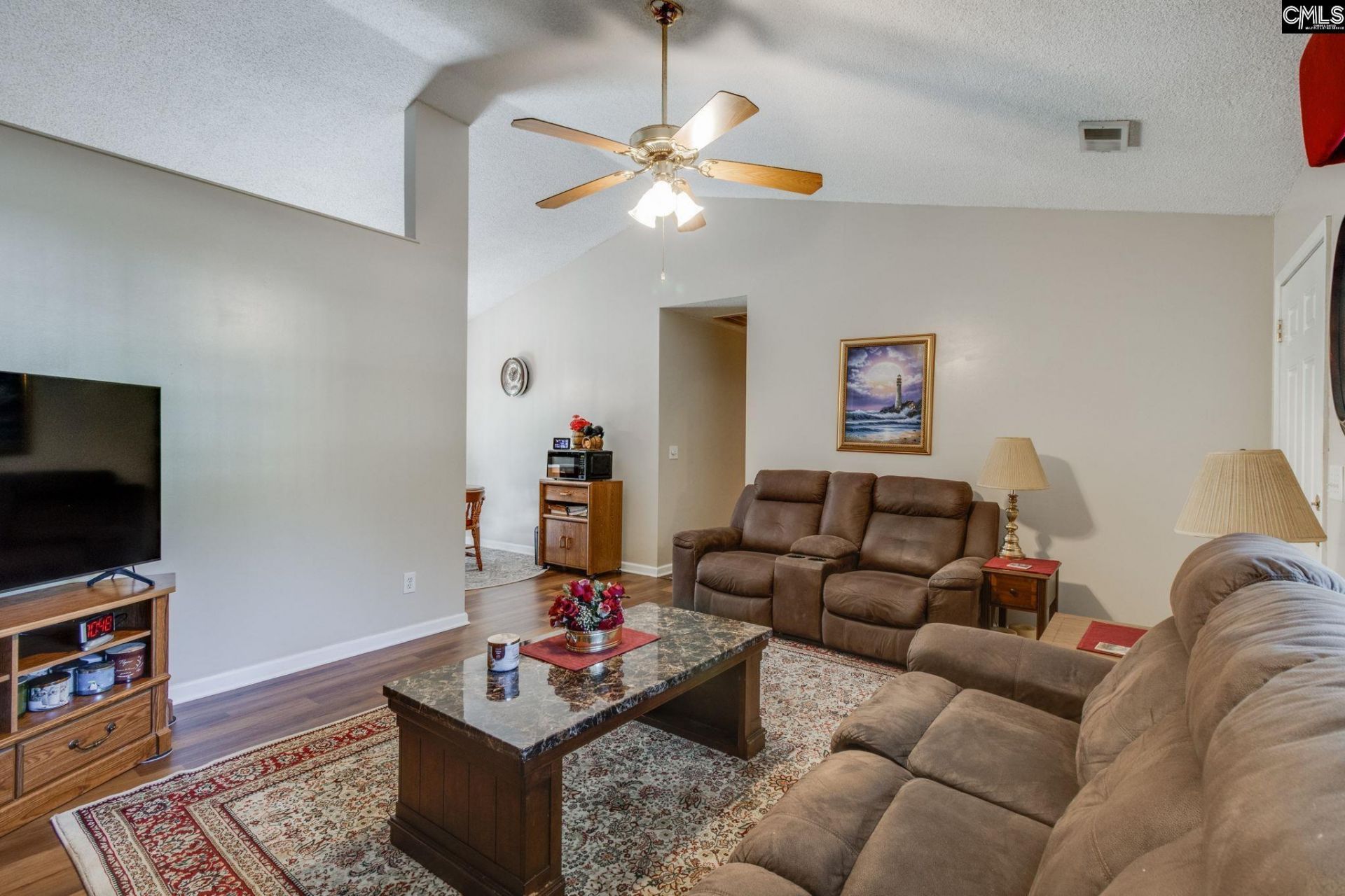 8 Brentwood Drive  Photo 7