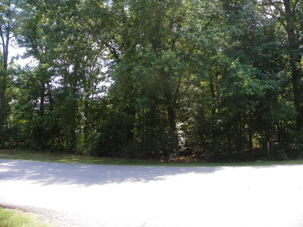 197 Pearl Bay Drive , New London, NC 28127