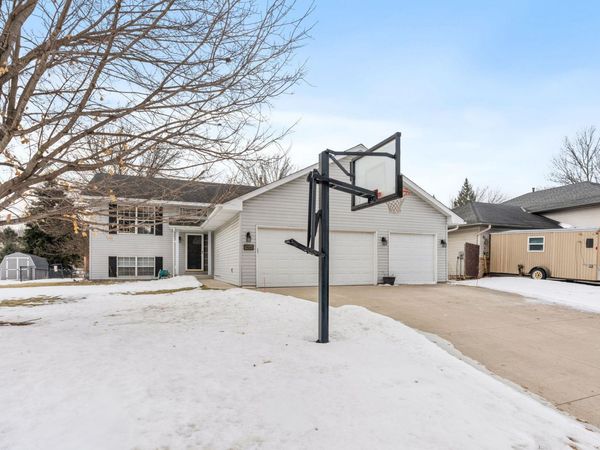 950 Herbert Street, Jordan, MN 55352