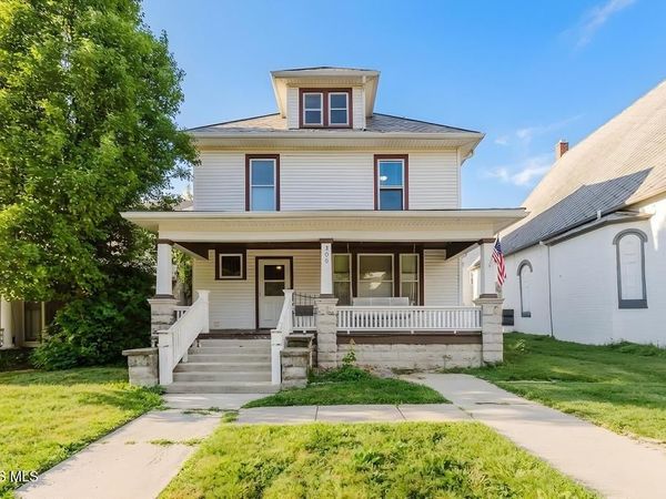 306 W Sandusky Street , Findlay, OH 45840