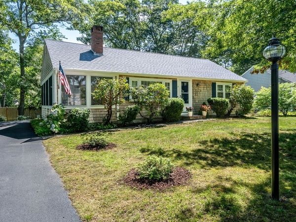 6 Security St, Barnstable, MA 02601